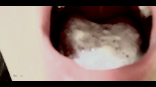 [Mouth / Lip / Tongue / Mastication Fetish] I got a young woman I met to photograph my mouth eating yogurt
